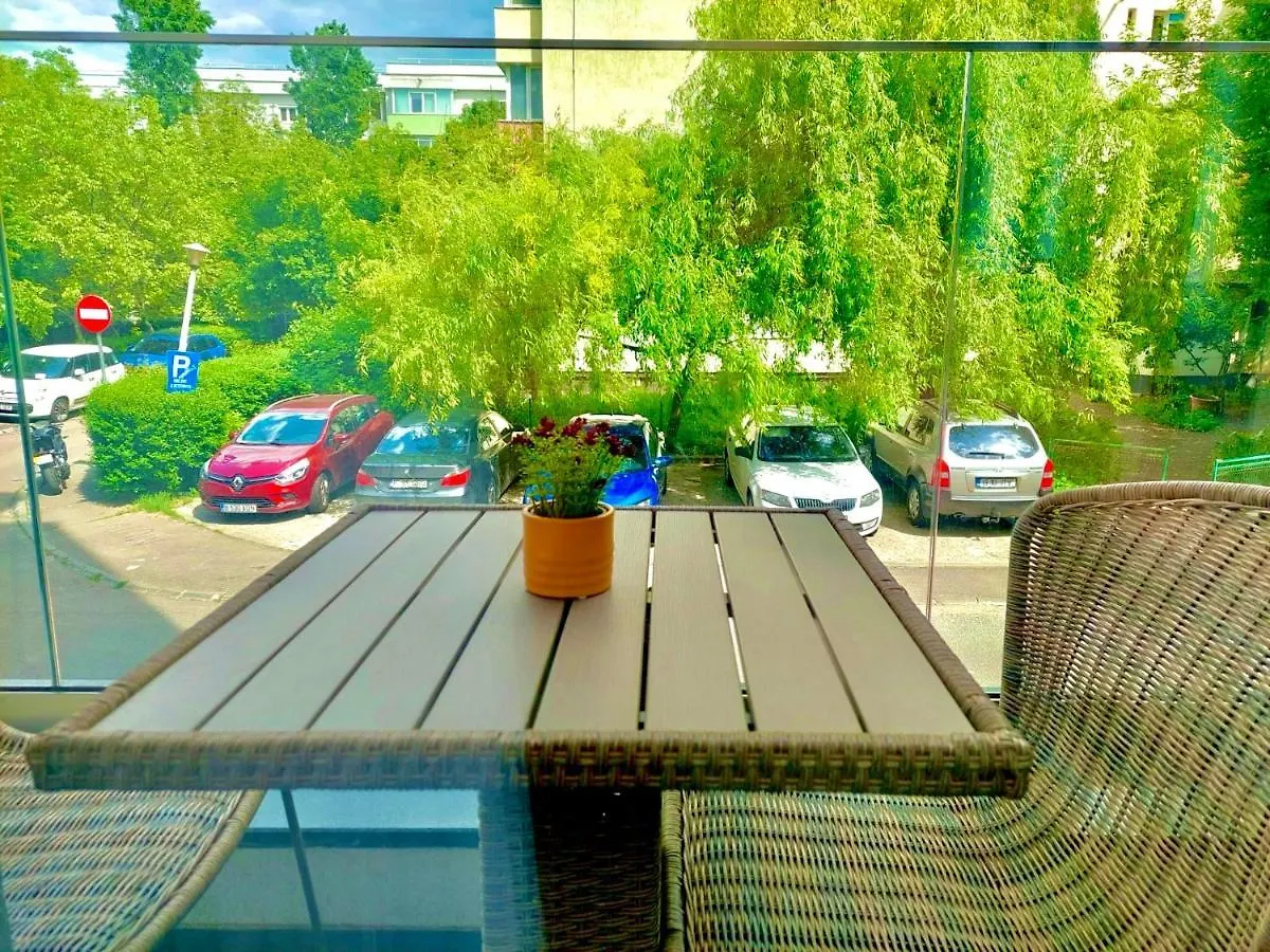 Smaranda Park Lake Bukarest Lägenhet